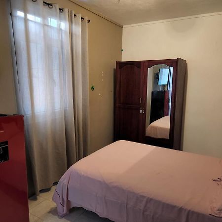 Backpackers Rental Room/Bathroom Only لا جاوليتي المظهر الخارجي الصورة